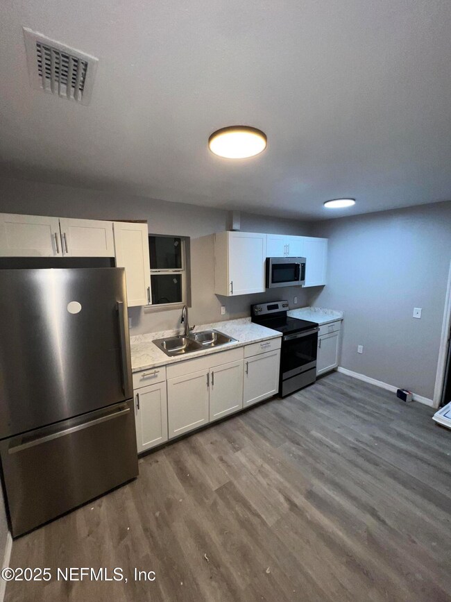 1414 McConihe St unit 1, Jacksonville, FL 32209 - photo 2