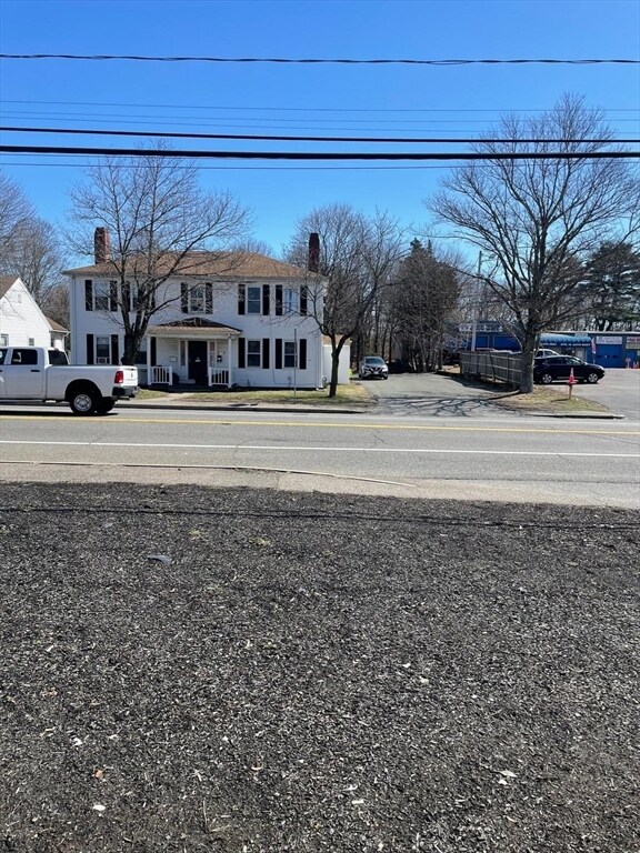 335 Washington St unit 4, Abington, MA 02351 - photo 3