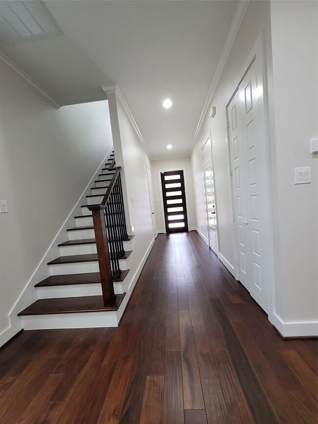 1311 Hamblen St unit B, Houston, TX 77009 - photo 5