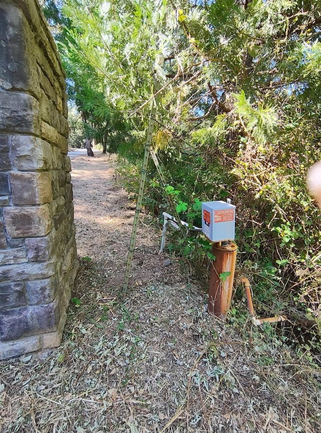 12226 Pine Cone Cir, Grass Valley, CA 95945 - photo 2