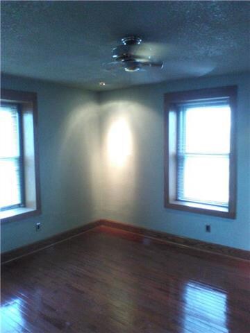 6808 Cleveland Ave, Kansas City, MO 64132 - photo 3