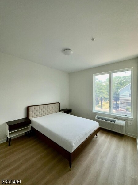 321 E 3rd St unit 421, Plainfield, NJ 07060 - photo 3