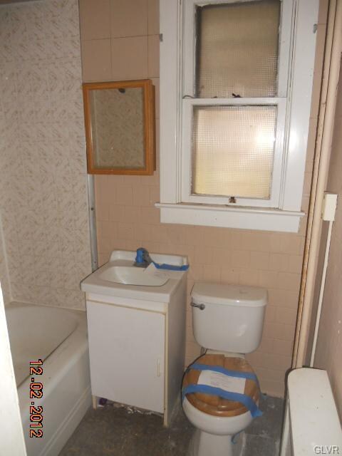 Bathroom Unit 1
