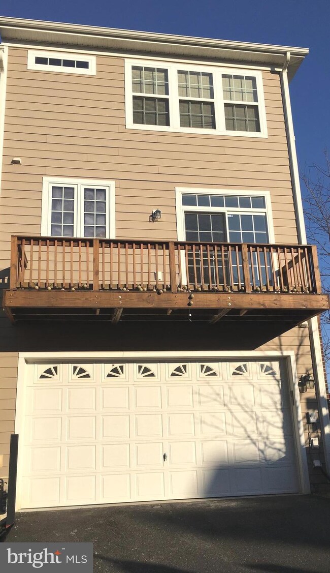 42731 Straloch Terrace, Ashburn, VA 20147 - photo 2