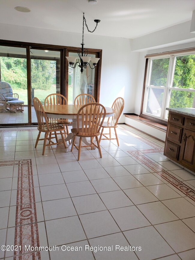 4 Banfield Ct, Middletown, NJ 07748 - photo 7