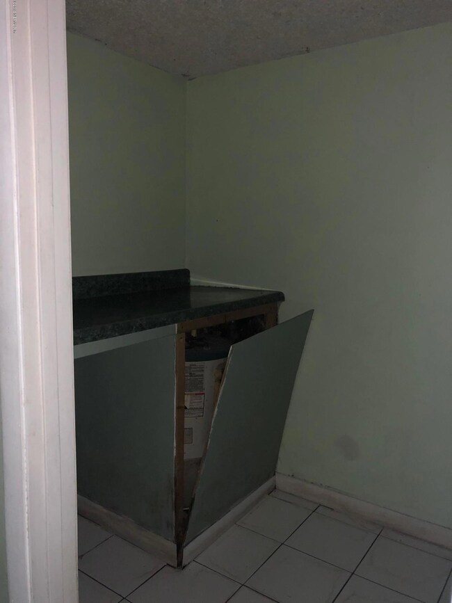 6042 Wilson Blvd, Jacksonville, FL 32210 - photo 6