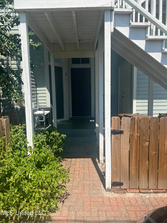 Back door to laundry room area