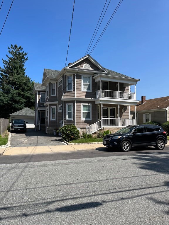 628 Weetamoe St unit 630, Fall River, MA 02720 - photo 2