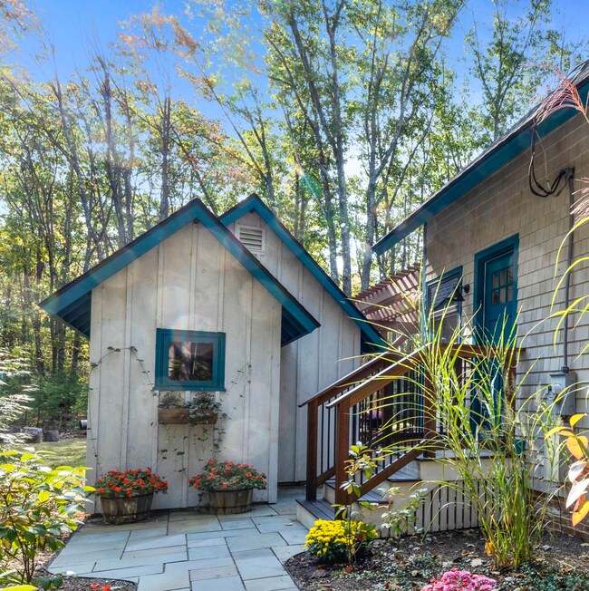 95 Captain Thomas Rd, Ogunquit, ME 03907 - photo 6