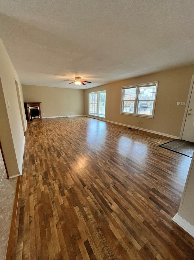 1766 Turkey Creek Loop, Tullahoma, TN 37388 - photo 5