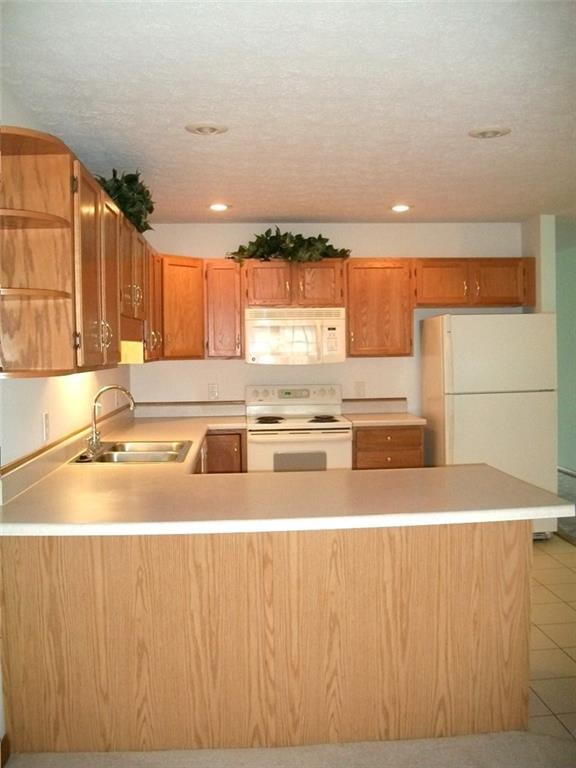 460 Reagan Cir, Franklin, IN 46131 - photo 7