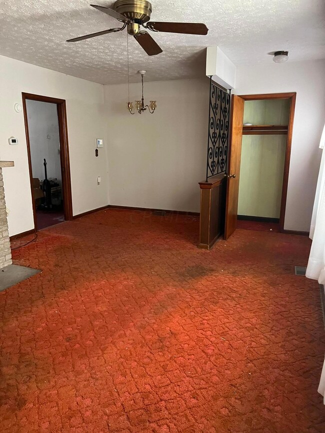 76 Pinewood Dr, Columbus, OH 43213 - photo 5