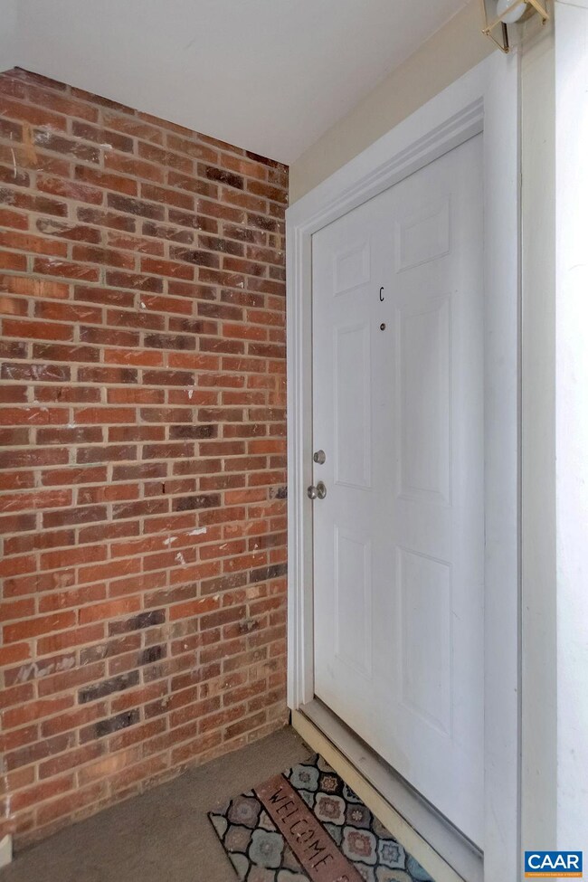 1217 Villa Ln unit C, Charlottesville, VA 22903 - photo 5