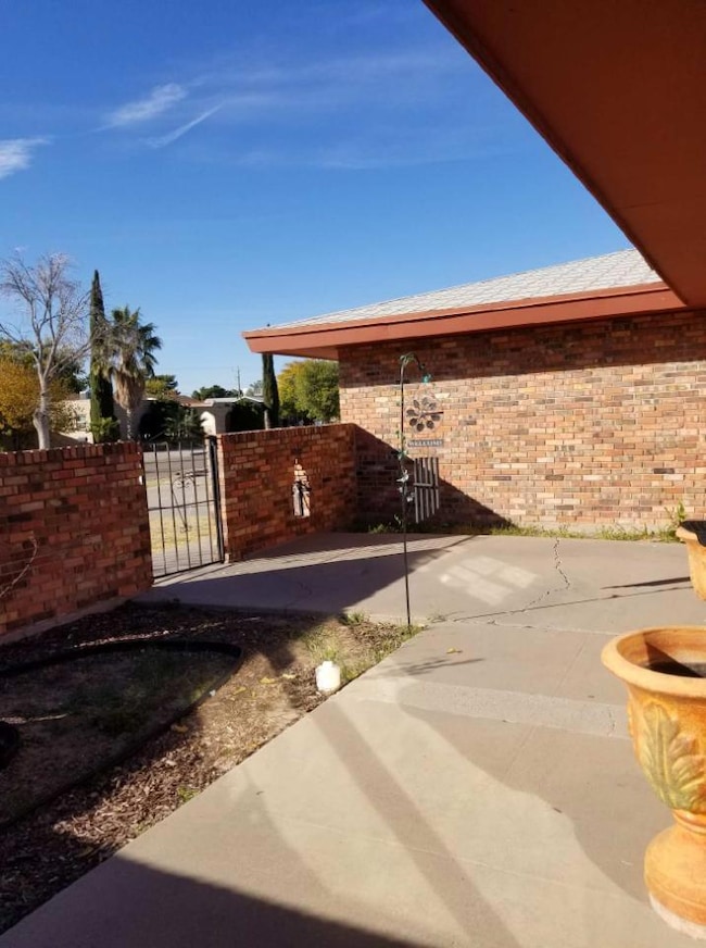 16016 Homestead Dr, El Paso, TX 79928 - photo 4