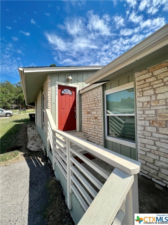 1111 Hazelton St unit 1113, San Marcos, TX 78666 - photo 4