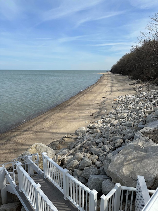 NORTHBRIDGE BEACH