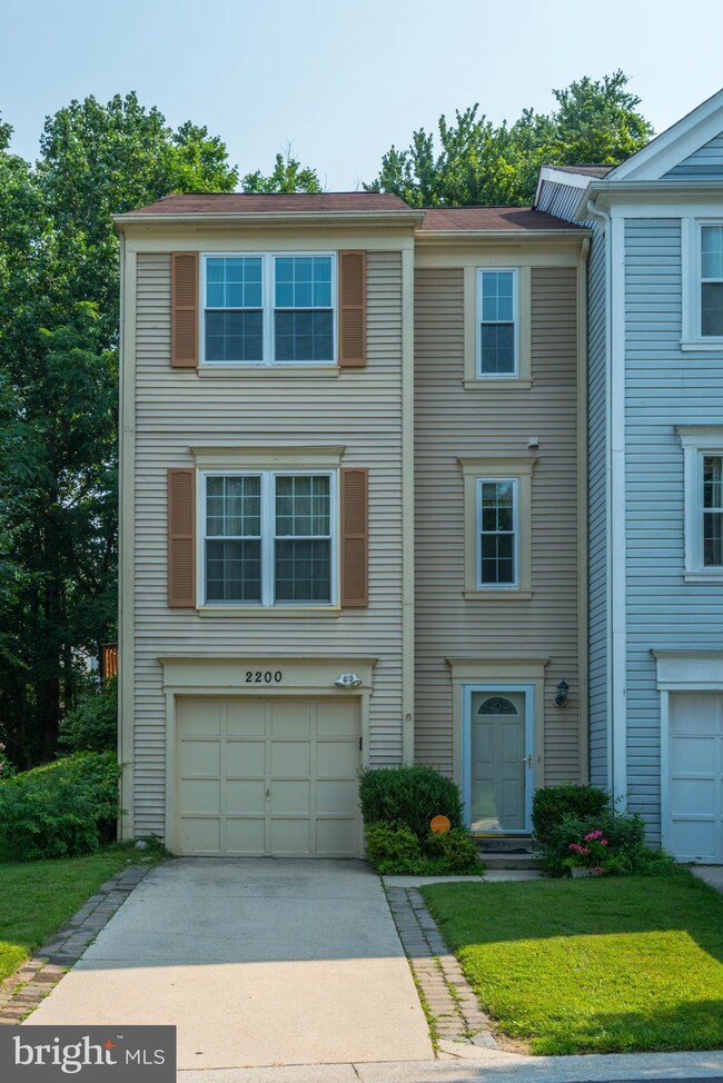 2200 Wimbledon Cir, Silver Spring, MD 20906 - photo 2