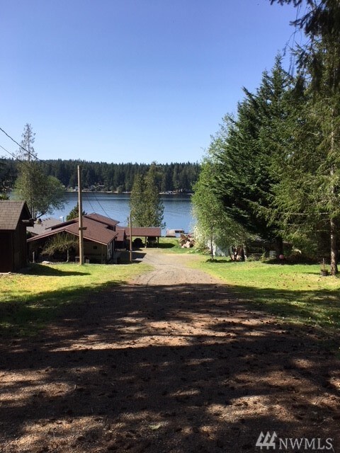 1611 E Mason Lake Dr E, Grapeview, WA 98546 - photo 2