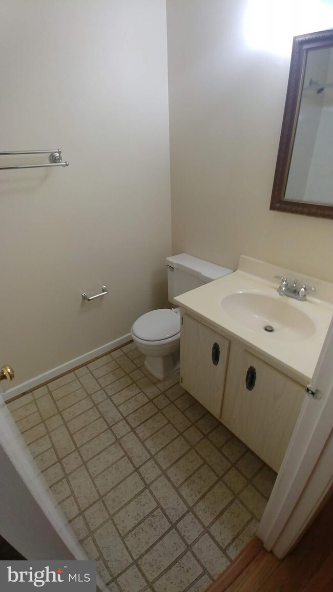 168A Leeds Ct W, Warrenton, VA 20186 - photo 5