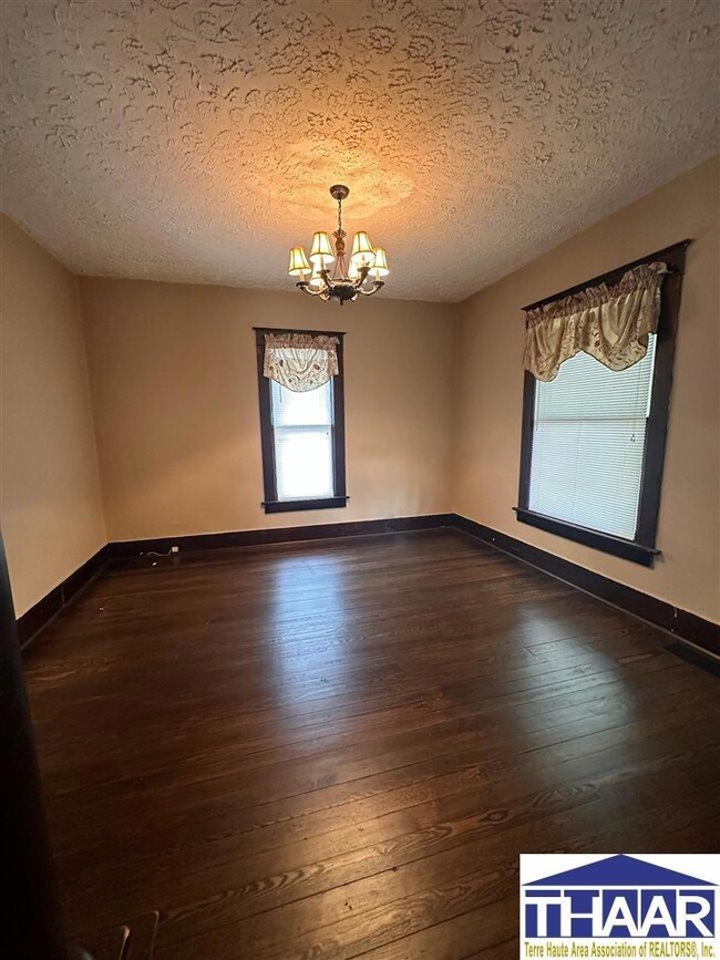 1819 S 8th St, Terre Haute, IN 47802 - photo 3