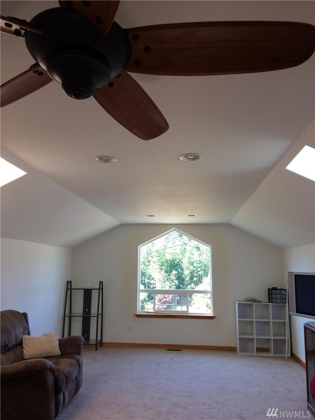 6231 185th St NW, Stanwood, WA 98292 - photo 6