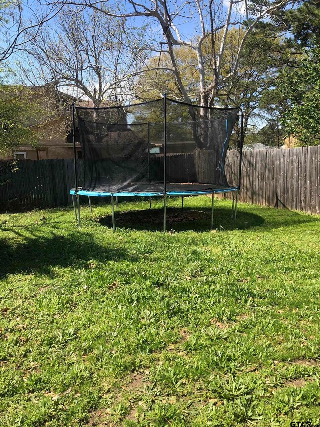 4309 Aberdeen Dr, Tyler, TX 75703 - photo 3