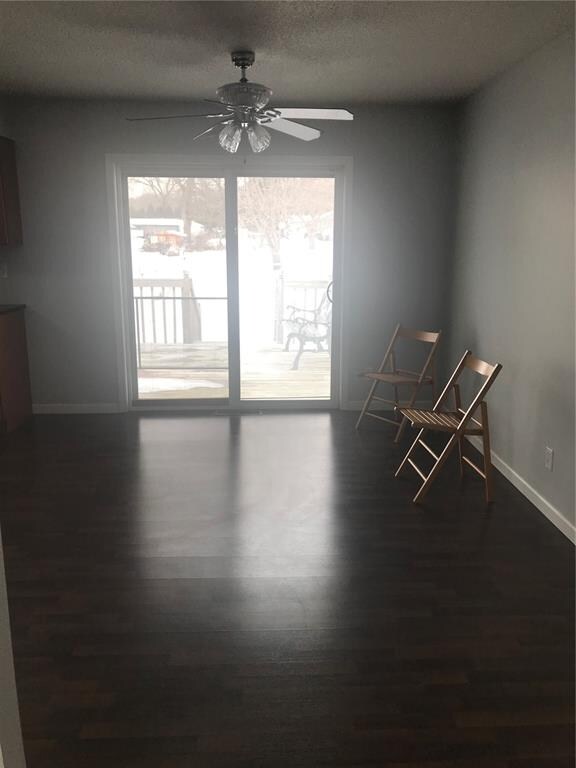 2624 24th Ave SE, Cedar Rapids, IA 52403 - photo 3