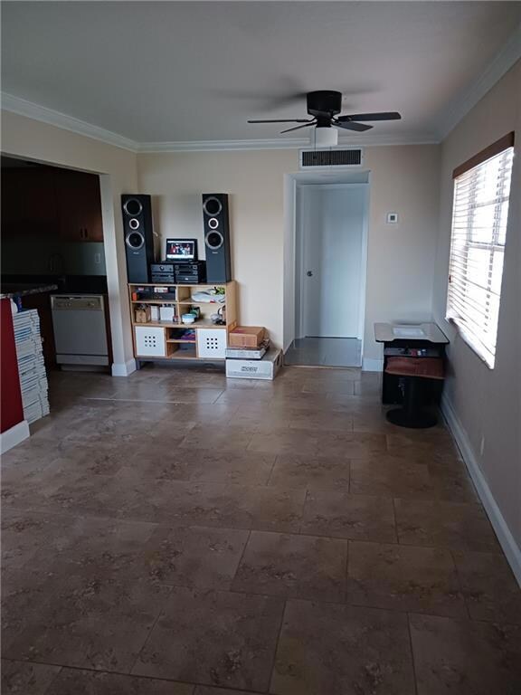 LIVING ROOM FROM FRON DOOR