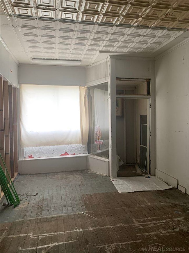 1203 Varney St, Port Huron, MI 48060 - photo 7