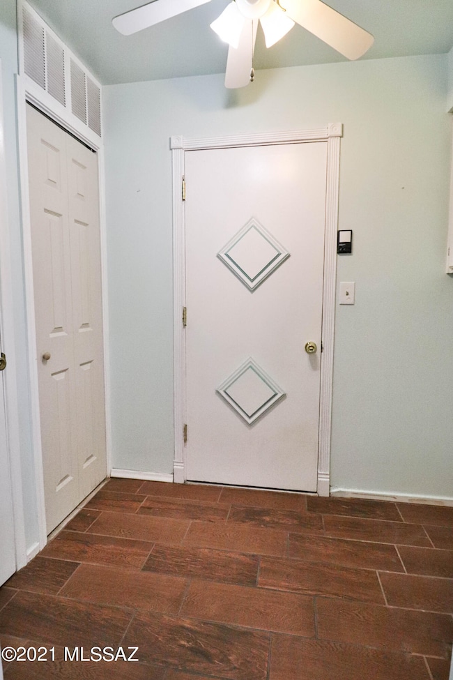 Laundry Room - Pantry