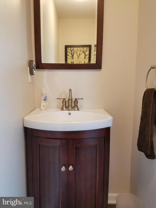 4506 Danube Dr, King George, VA 22485 - photo 5