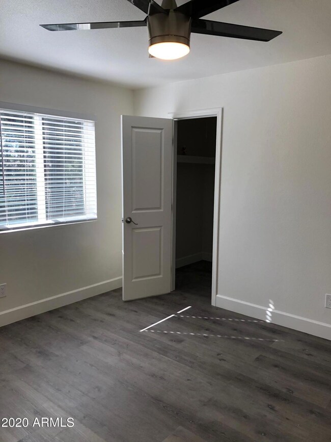 2222 N 27th St, Phoenix, AZ 85008 - photo 6