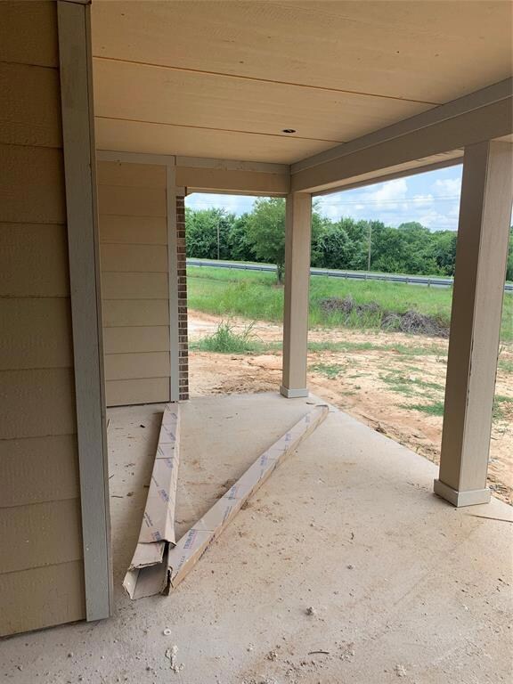 439 W Browder Cir, Azle, TX 76020 - photo 6