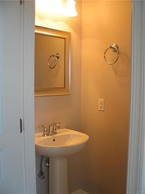 1847 Hemming Way, Orefield, PA 18069 - photo 4