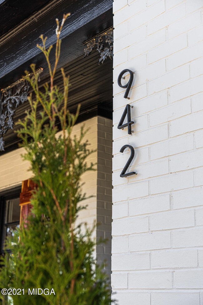 2102201_942_Elm_ST_Macon_0348 (1)
