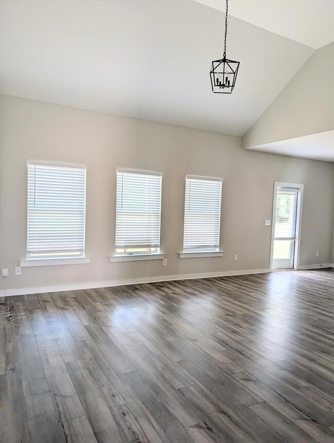 60 Avalon Way, Clanton, AL 35045 - photo 6