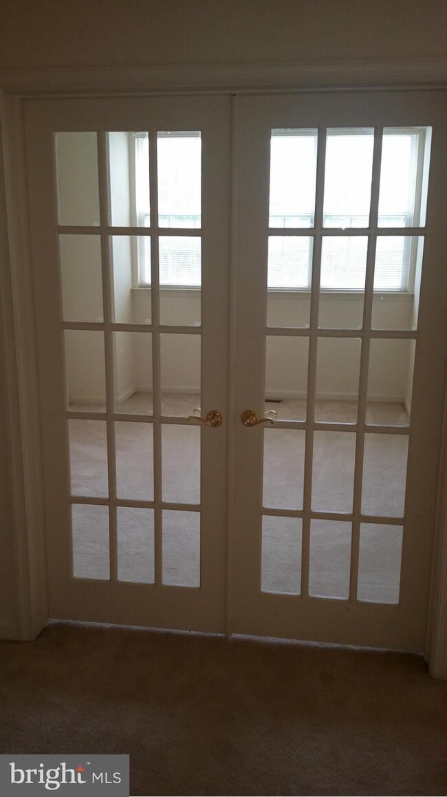 13610 Crusader Way, Germantown, MD 20874 - photo 2