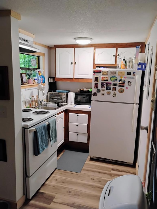 1186 Thornhill Dr, Sylva, NC 28779 - photo 6