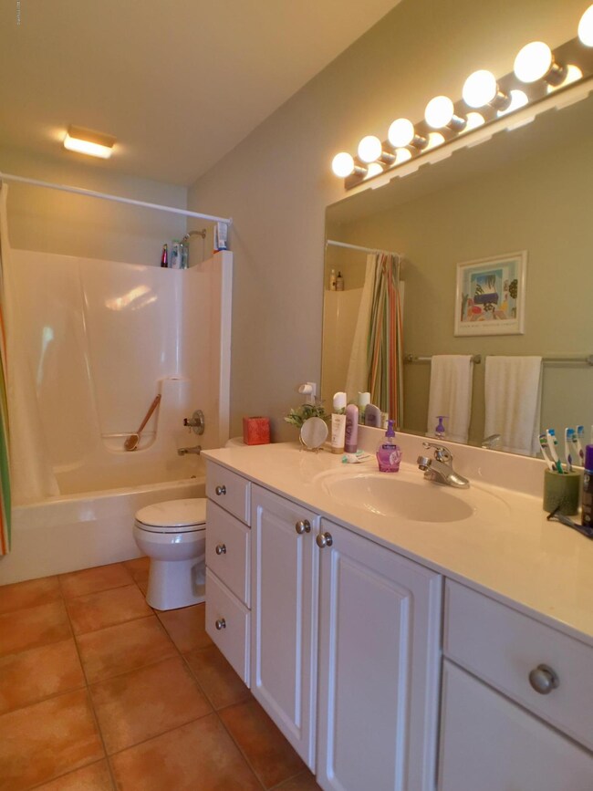 14147 Wildwood Ln, Three Oaks, MI 49128 - photo 4