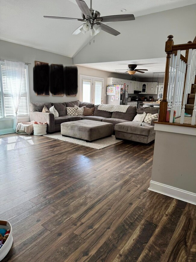 236 Autumn Ct, Berea, KY 40403 - photo 7