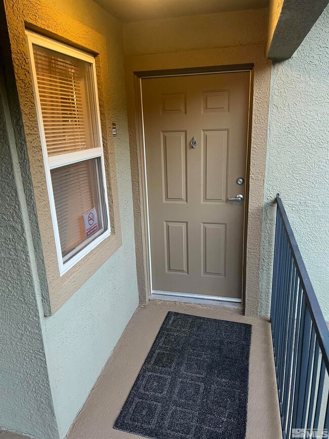 6850 Sharlands Ave unit E 2022, Reno, NV 89523 - photo 2