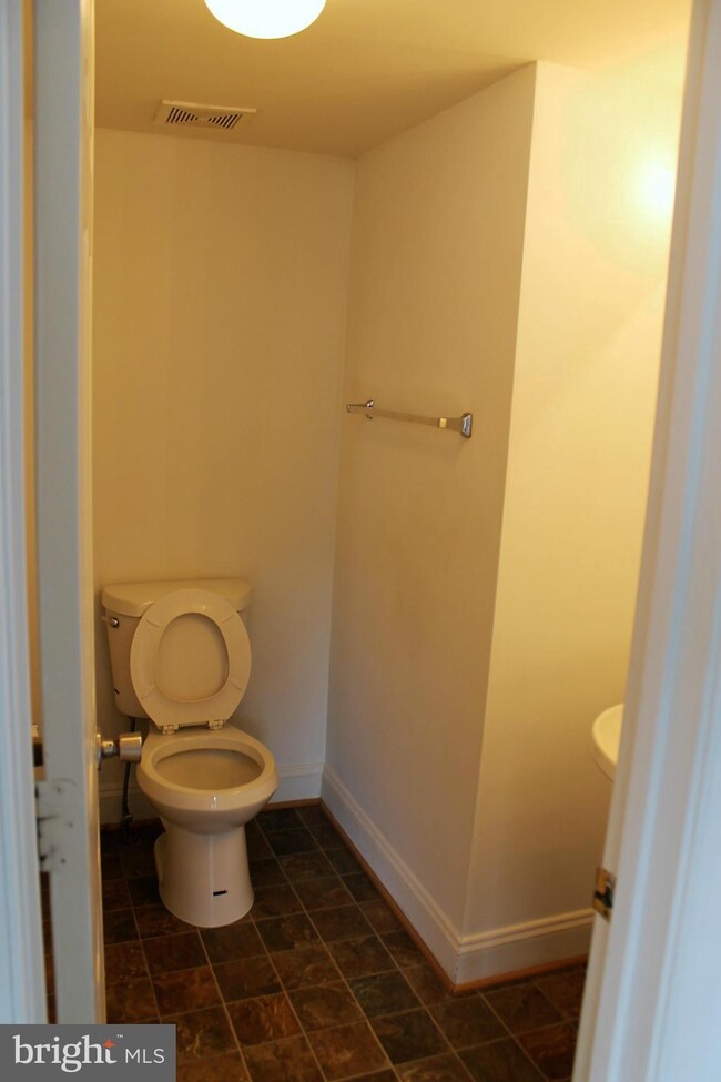 1314 Waterway Ct, Stoney Beach, MD 21226 - photo 7