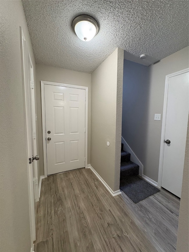 2609 Isbella Dr, Grand Prairie, TX 75052 - photo 5