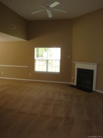 Gas Log Fireplace & Ceiling Fan in Great Room