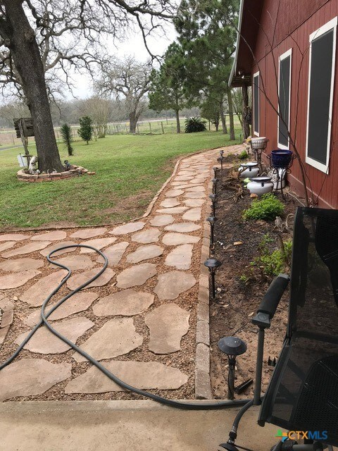 unlisted-address, Nixon, TX 78140 - photo 6