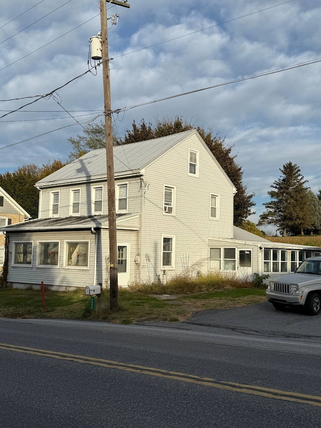 5490 Division Hwy, Narvon, PA 17555 - photo 3