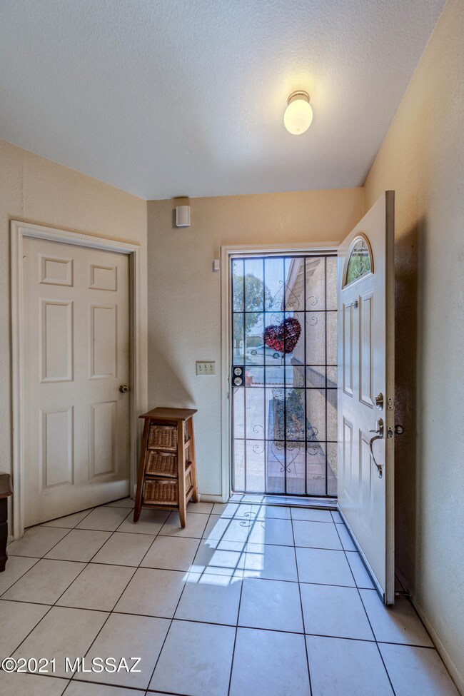 2792 W Firebrook Rd__072