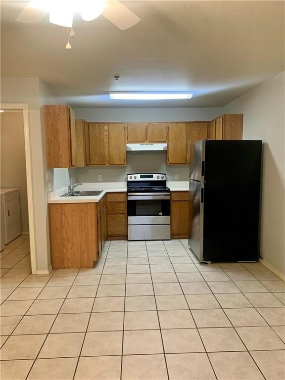 944 N Storer Ave unit 3, Fayetteville, AR 72701 - photo 5