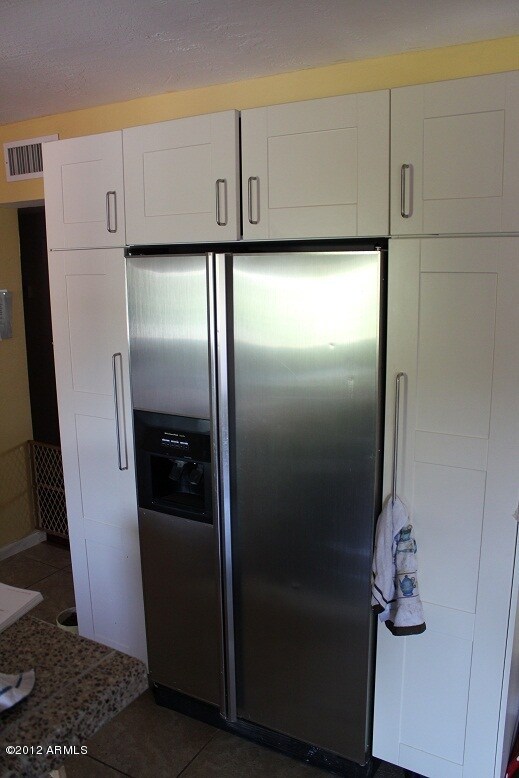 Refrigerator included