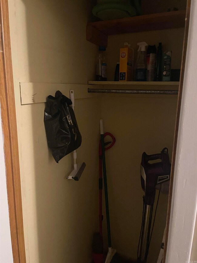 1409 S Wood St, Stuttgart, AR 72160 - photo 4